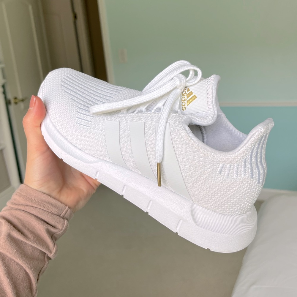 Adidas Swift Run 1.0 Women’s Sneaker